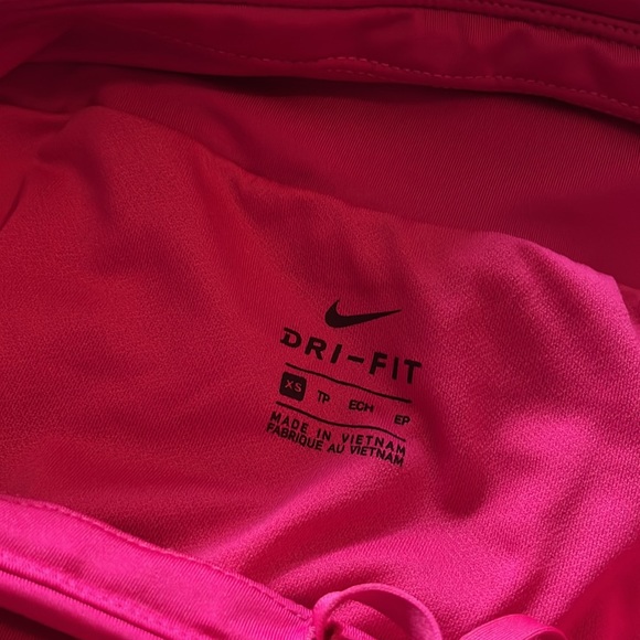 Nike hot pink running shorts - Picture 3 of 3